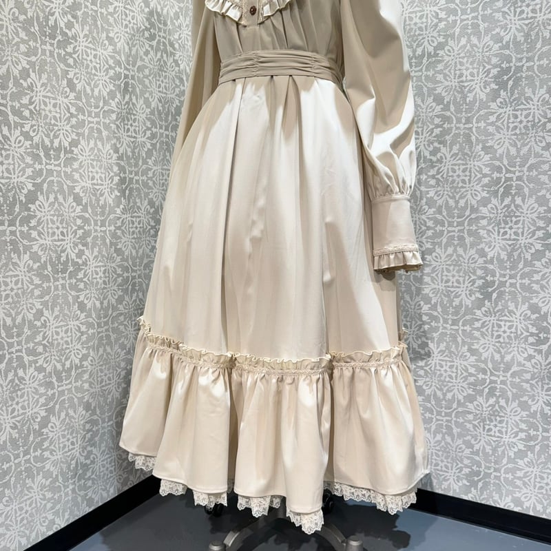 星箱Works】ジャスミン ヨークカラーワンピース/P33101034 星箱Works】ジャスミン ヨークカラーワンピース/P33101034
