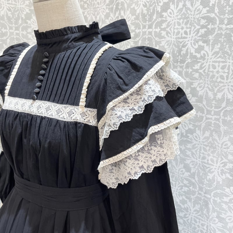 星箱Works】リリアンヌ姉妹 ワンピース(ロング丈)/P12101349 星箱Works】リリアンヌ姉妹 ワンピース(ロング丈)/P12101349