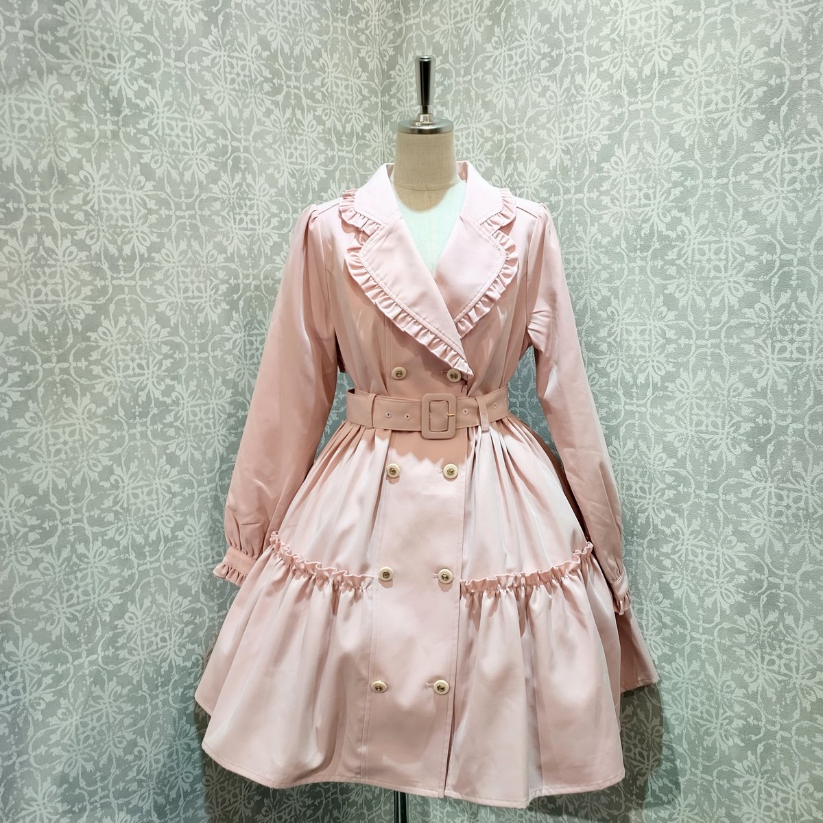 【美品】Amavel アマベル　コート　ピンク　フリル 🎀 coming soon 💎 ・ ・ #Fancy_Marineサイドプリーツスカパン_