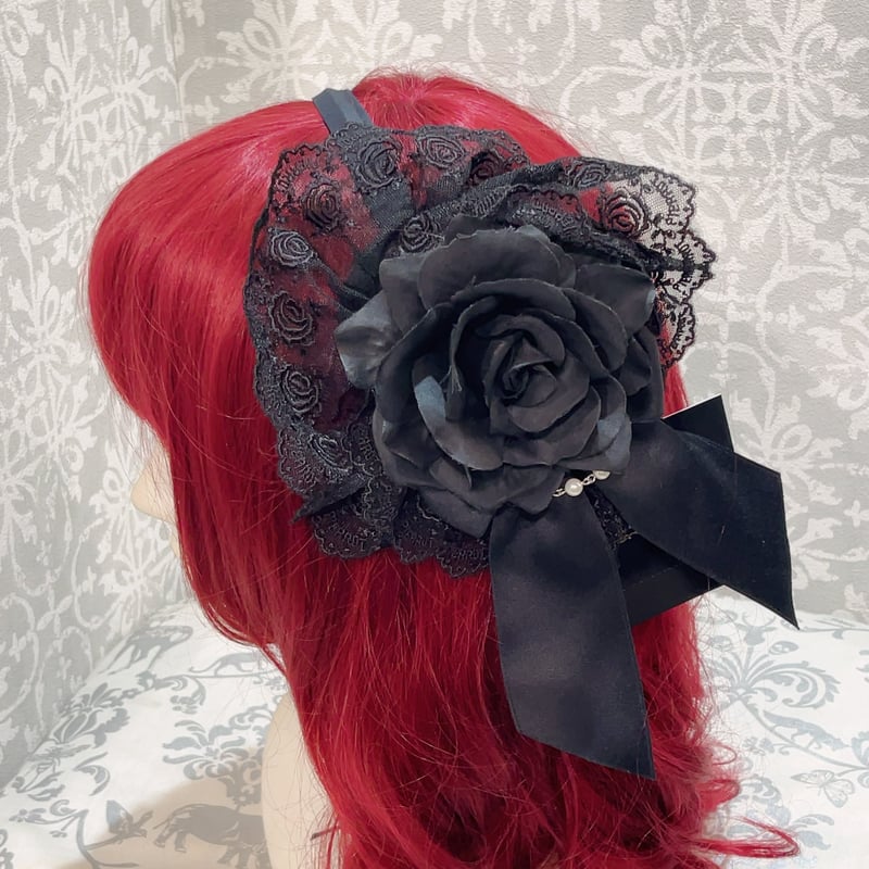 ATELIER-PIERROT】薔薇カチューシャ(黒×黒薔薇)/KKC-01-Mbk | K ATELIER-PIERROT】薔薇カチューシャ(黒×黒薔薇)/KKC-01-Mbk | K