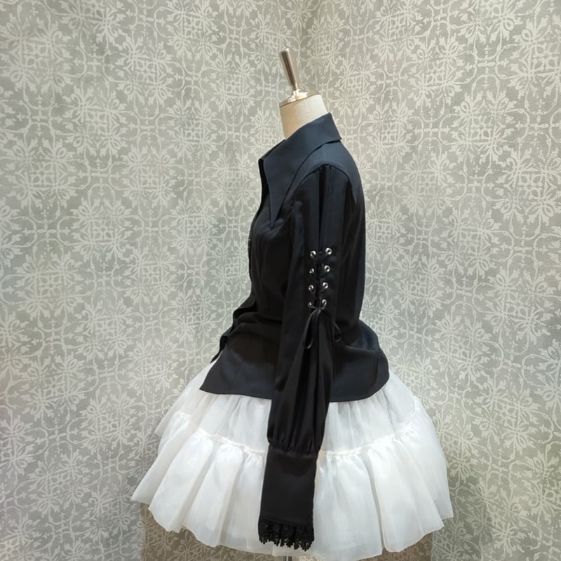 MIHO MATSUDA ブラウス カリム MIHO MATSUDA ブラウス カリム MIHO MATSUDA / トランプボタン