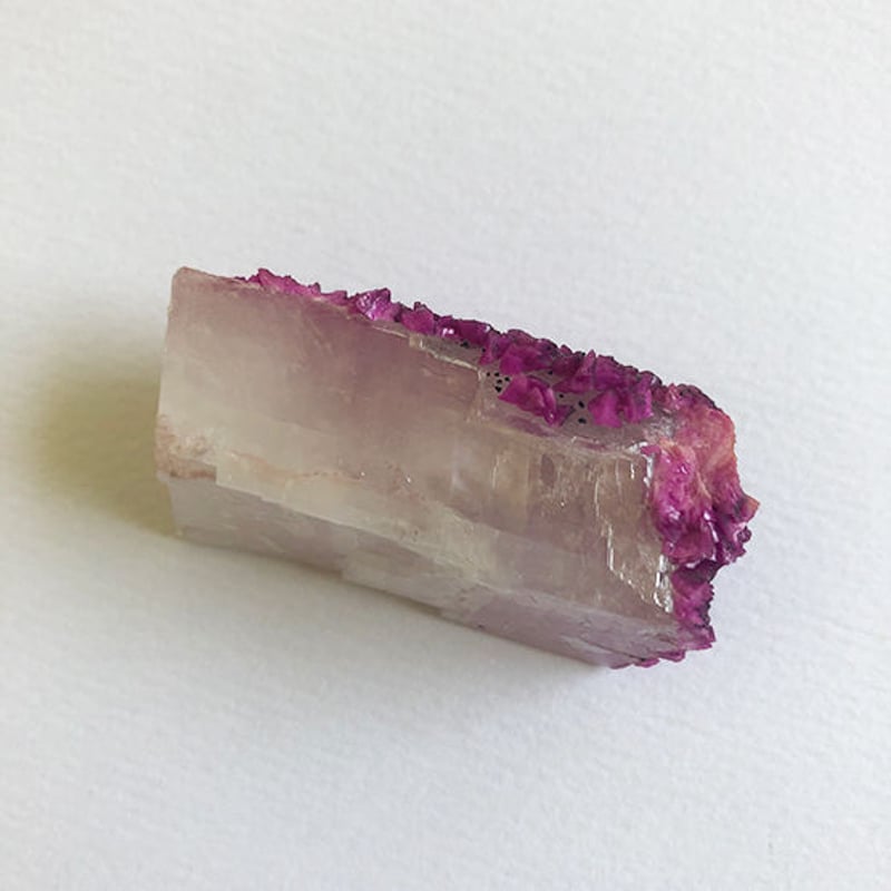 ピンクコバルトカルサイト | Tri Nestoj