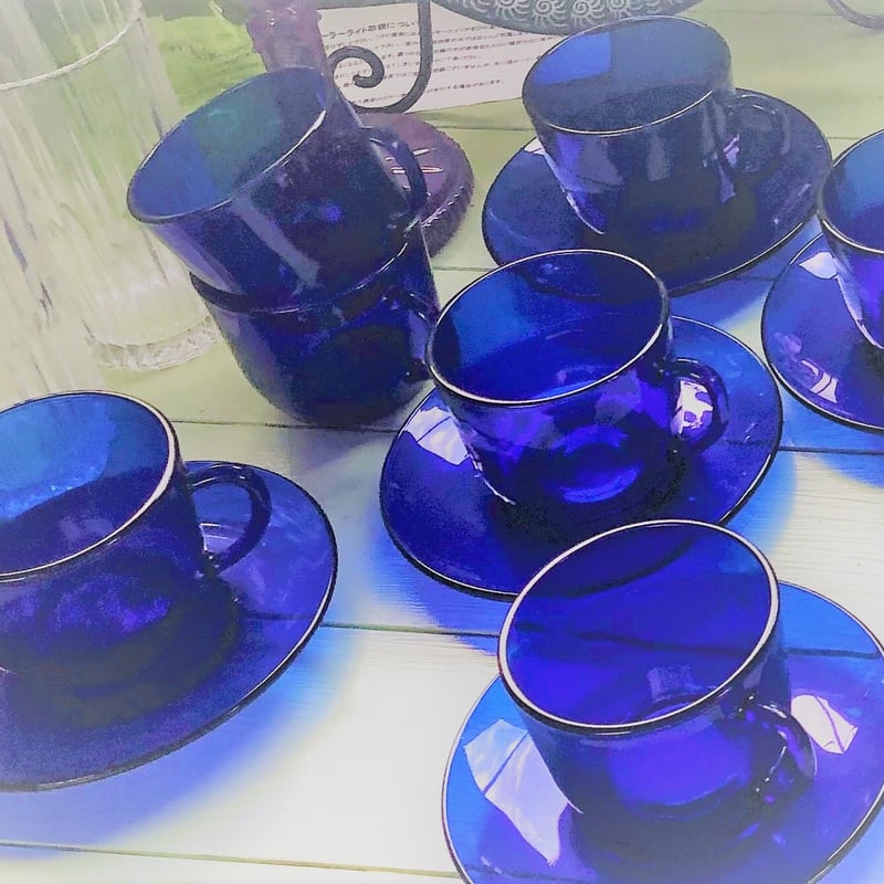 サファイアブルー 耐熱ガラス ティーカップ＆ソーサー | 世界の猫祭