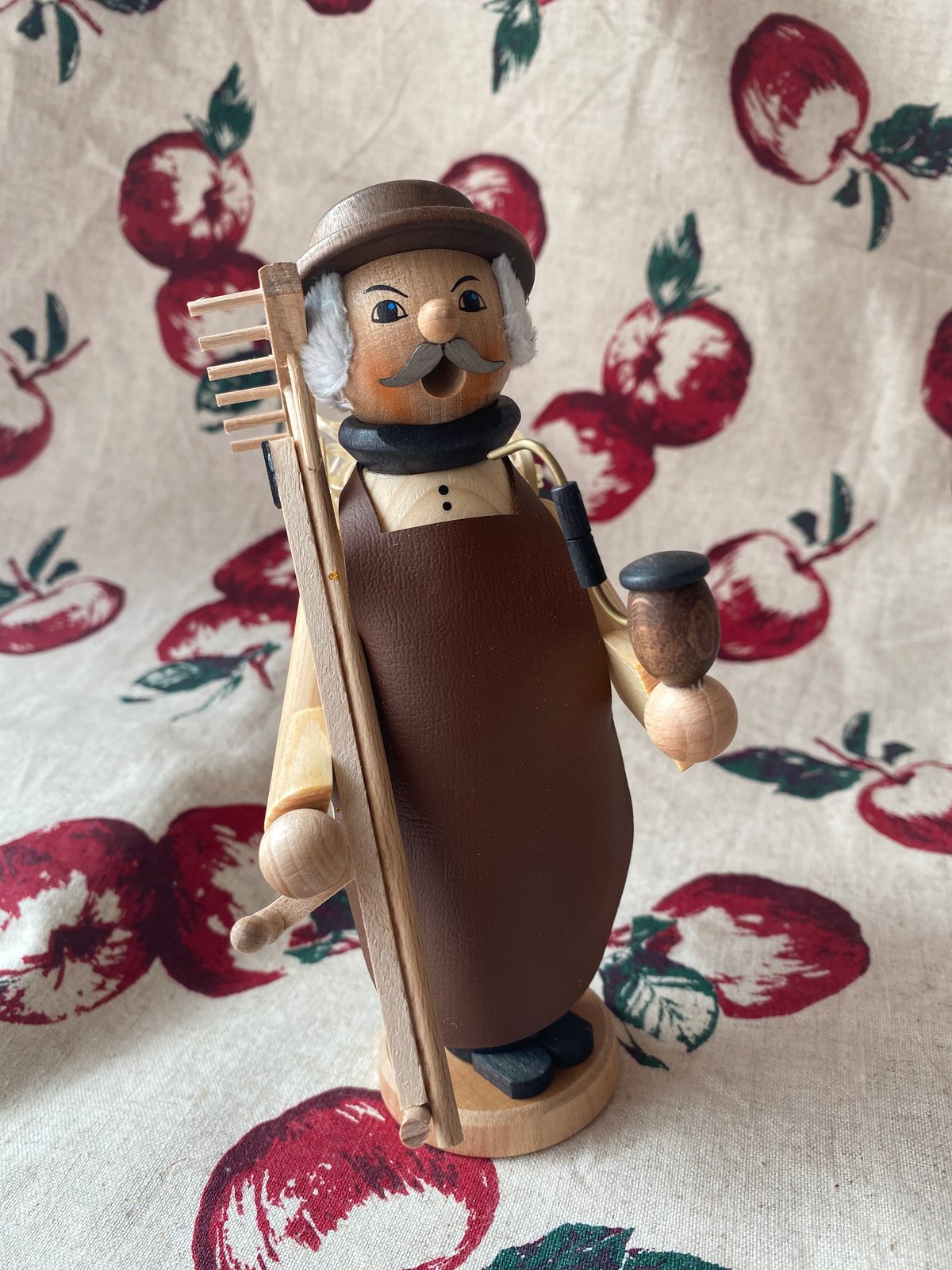 ☆新品☆ ドイツ 煙出し人形 ビンテージ バイカー KWO社　香炉人形 木製 ドイツ クーネルト社 煙だし パイプ人形香炉 ハンター | 世界の猫祭