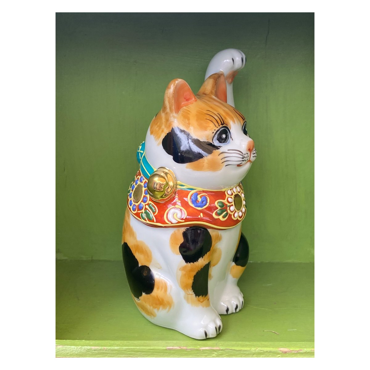 九谷焼 4号 招き猫 三毛猫 ミケ 三毛 縁起物 日本製 | 世界の猫祭コチ