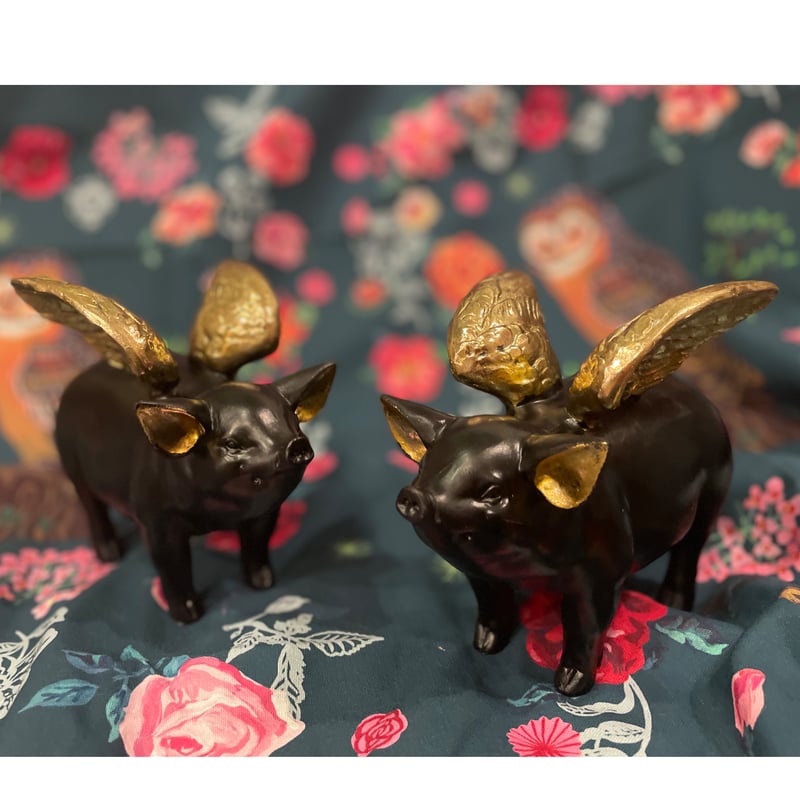 チェコ 伝説 金の羽根 豚 ピッグ pig 置物 インテリア オブジェ