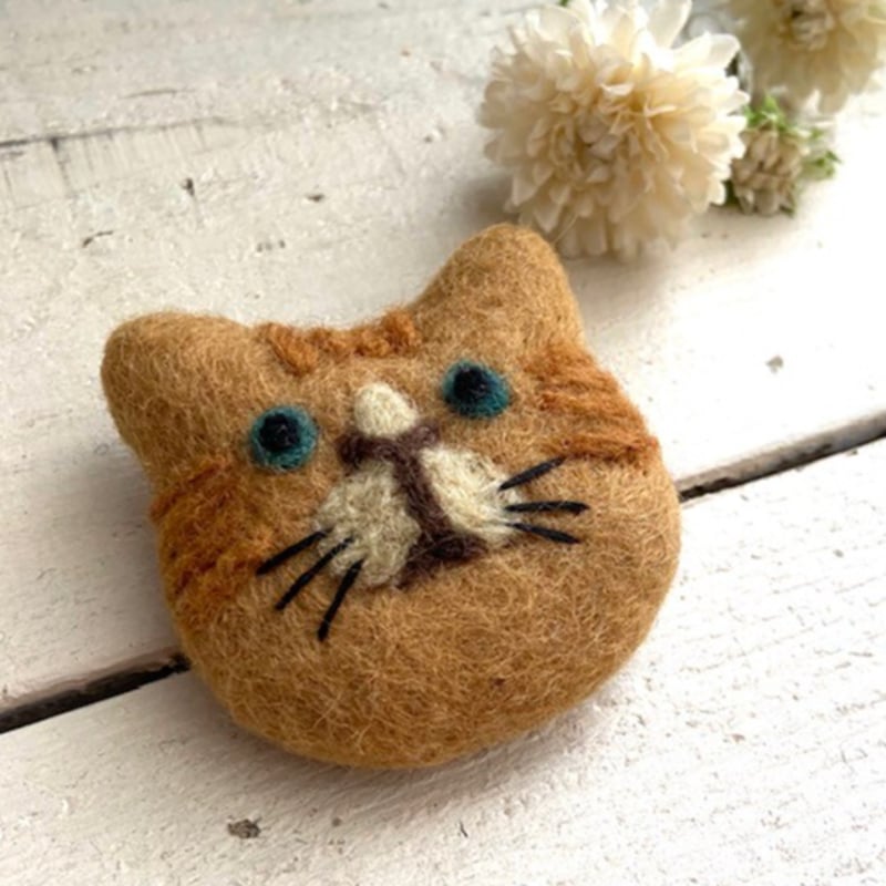 羊毛フェルト猫 猫ちゃんブローチ オーダー受付中！ 羊毛フェルト猫 猫  