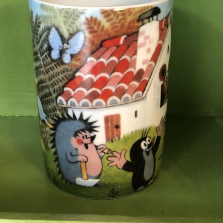 チェコアニメ　クルテク　マグカップ　『お家をつくろう』