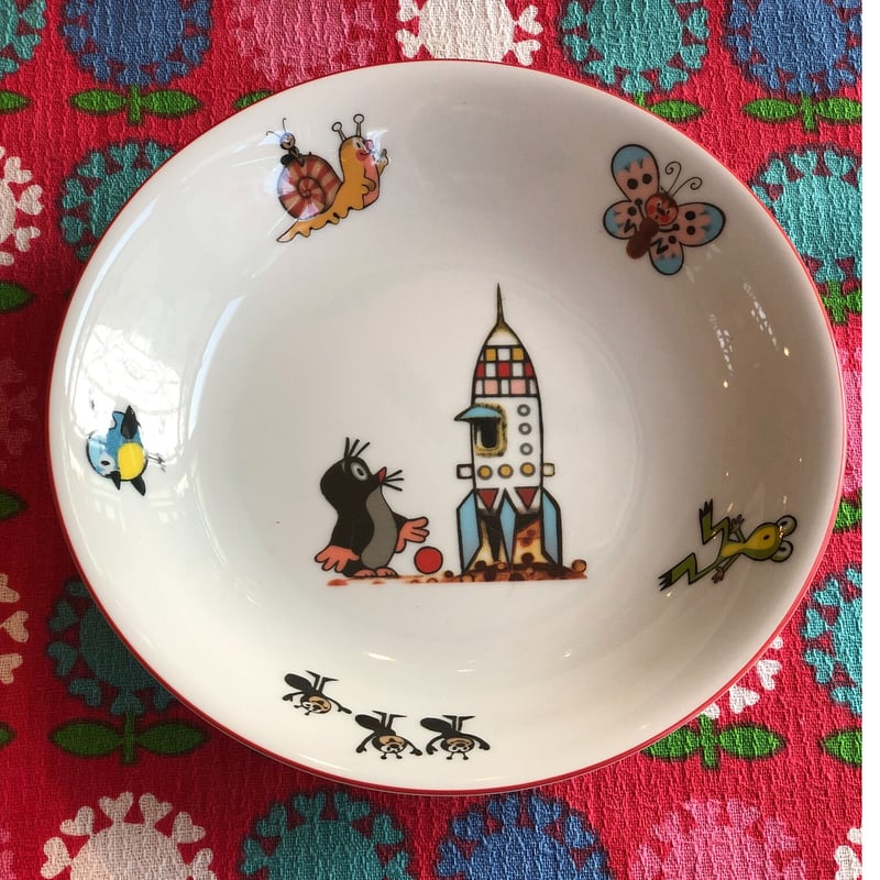 新品　from チェコ　もぐらのクルテク　パスタ皿　20cmサイズ　ロケット 新品 from チェコ もぐらのクルテク パスタ皿 20cmサイズ ロケット