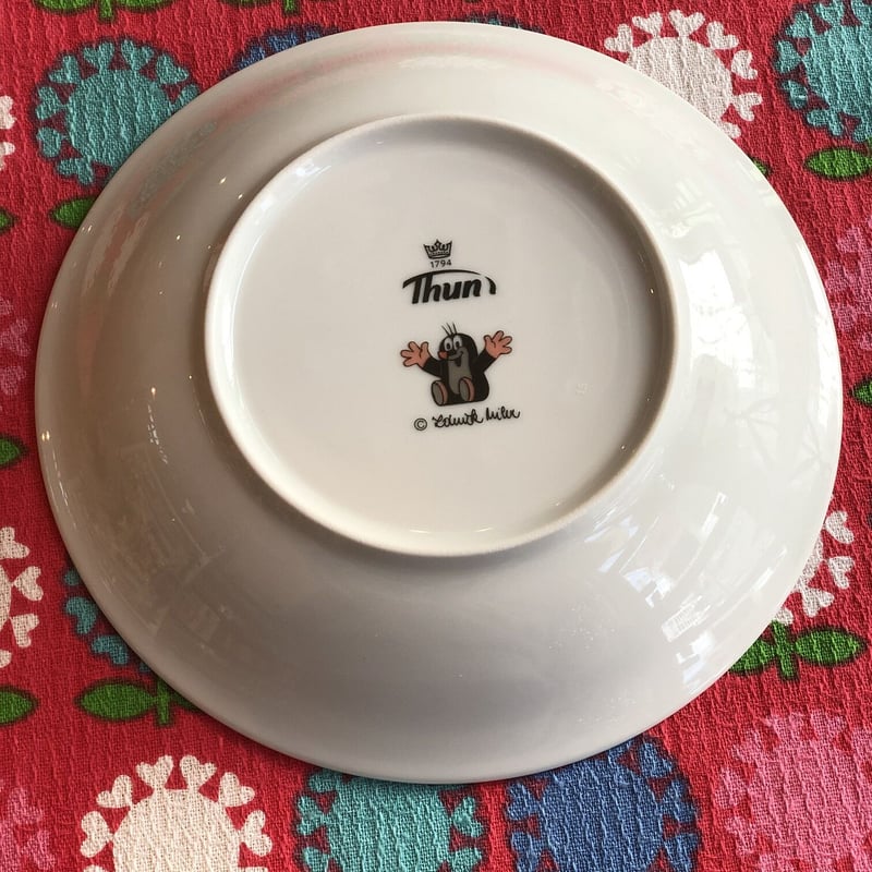 新品 from チェコ もぐらのクルテク パスタ皿 20cmサイズ ロケット