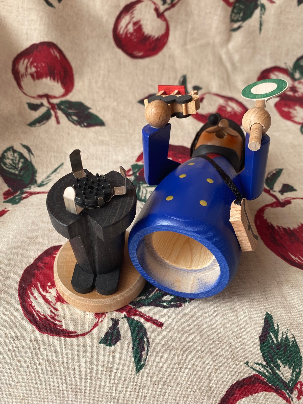 鉄道員 ドイツ クーネルト社 煙だし パイプ人形香炉 駅長 鉄道