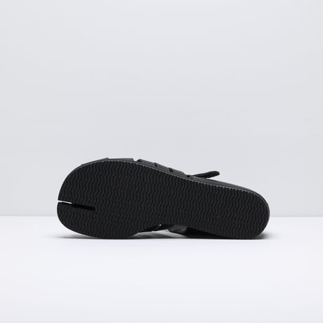 Tabi Sandals