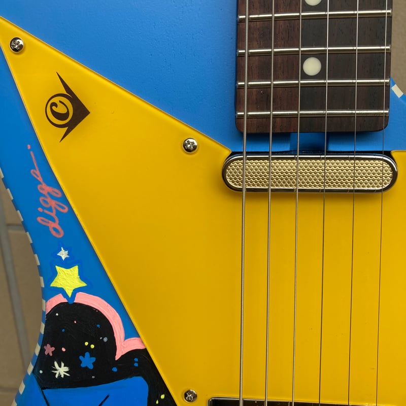 KDV3_BLUE_Painted Guitars by KrissyDiggs | CGK