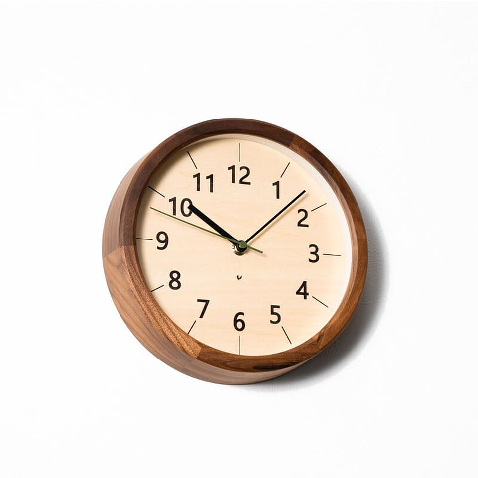 天然素材の木の温もりを感じる クラロウォールナット 置き時計 天然素材の木の温もりを感じる クラロウォールナット 置き時計 【日本