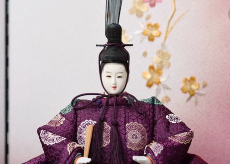 雛人形　親王飾り　正絹西陣織　桜刺繍紫ぼかし二曲屏風