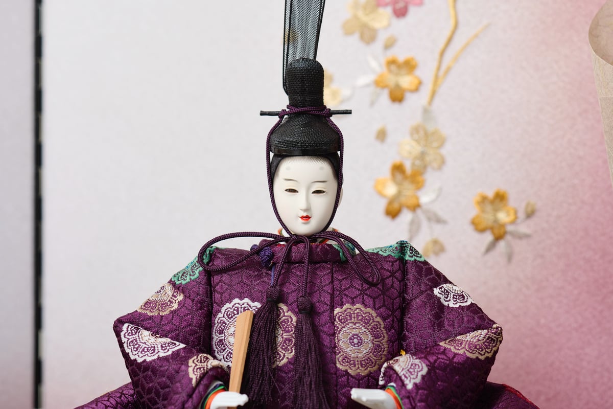 雛人形　親王飾り　豪華刺繍と絞り 雛人形 親王飾り 豪華刺繍と絞り