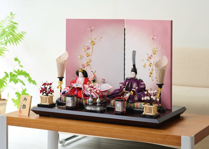 雛人形 親王飾り 正絹西陣織 桜刺繍紫ぼかし二曲屏風 | 京人形み 雛人形 親王飾り 正絹西陣織 桜刺繍紫ぼかし二曲屏風 | 京人形み