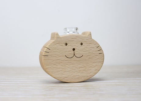 「 ねこの一輪挿し 」～お部屋に癒しを
