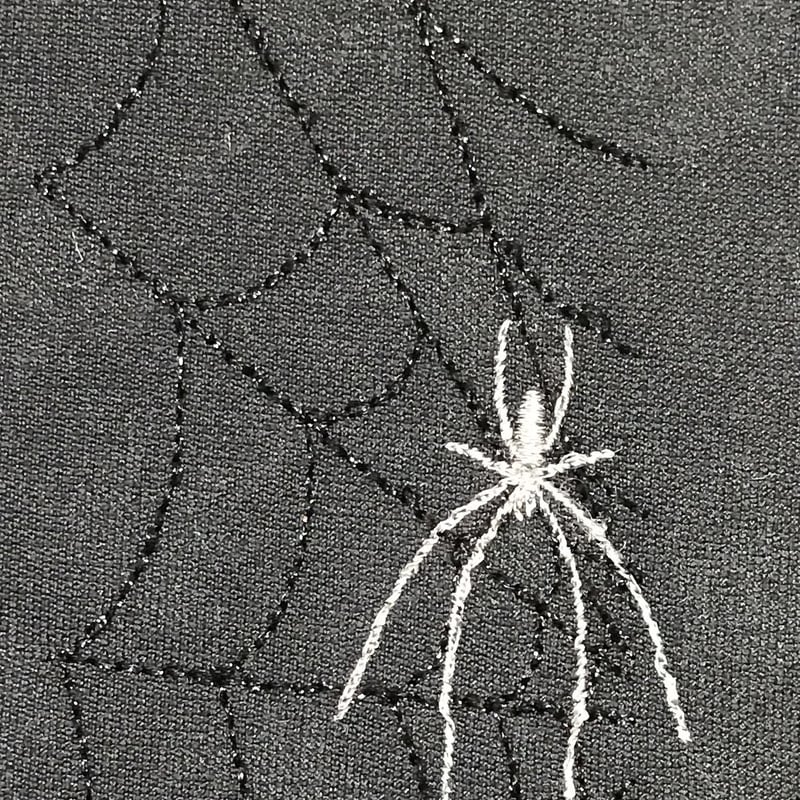 カスタムスタイル 蜘蛛の巣刺繍 サイズ34 ほぼ未使用 変装 ハロウィン 蜘蛛の巣 クモの巣スパイダー 刺繍アイロンワッペン