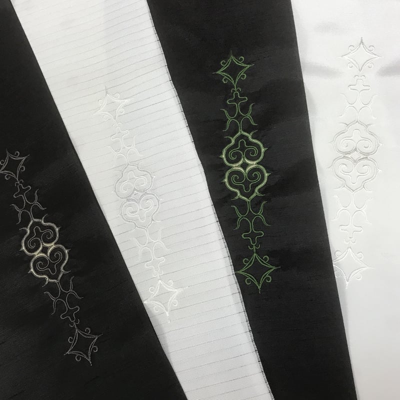 アイヌ模様の刺繍 アイヌ模様の刺繍