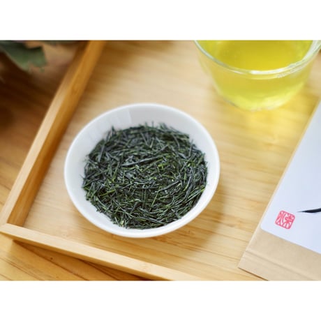 令和8年もの！芽重型の高級品種「さえみどりの被せ煎茶：貢大」30g