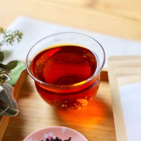 2種類の茶葉をブレンドした優しい甘さの「和紅茶」！ホットでも水出しでもOK（2袋セット）