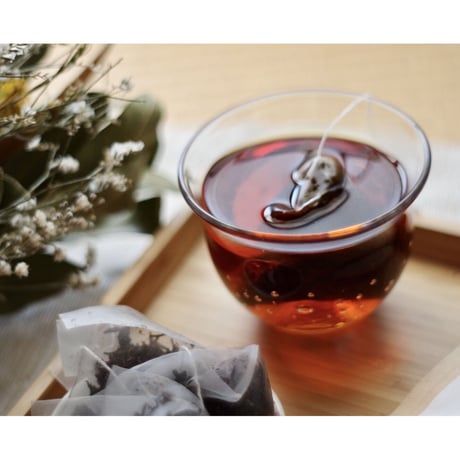2種類の茶葉をブレンドした優しい甘さ「和紅茶」ティーバッグ1袋10個入り（2袋セット）