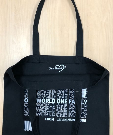 『ONE WORLD ONE FAMILY 』トートバッグ【代金引換・非対応】