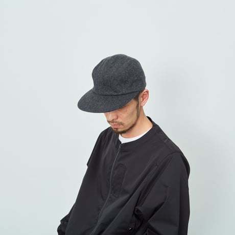 UNTRACE x IDSL  EASY TIME 4 PANEL CAP_WOOL (CHARCOAL GREY)