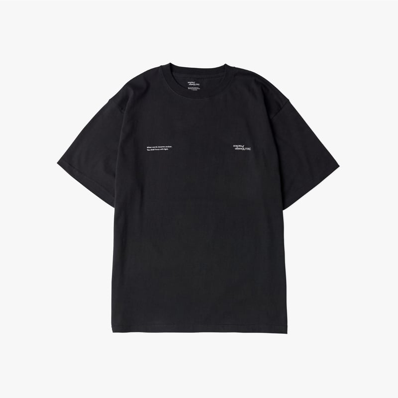 UTRC “focus with light” S/S Tee_B (2 colors) |