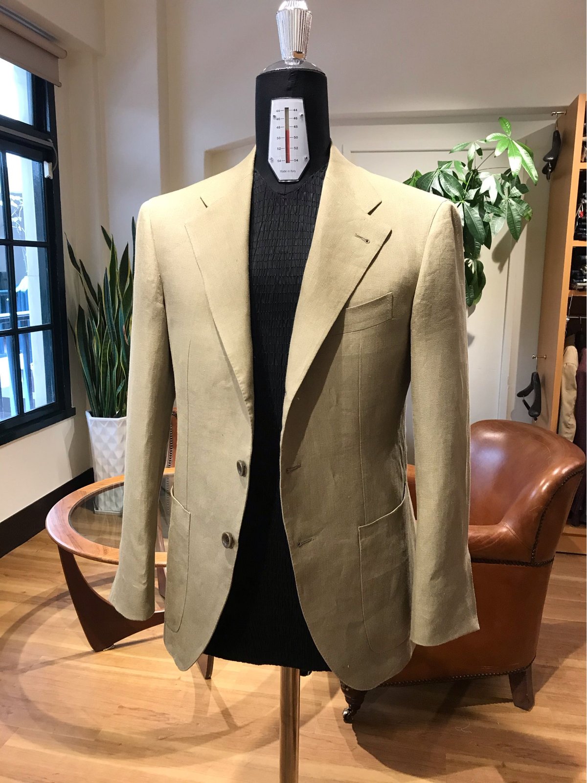 Pistachio Linen suit | Sartoria Raffaniello