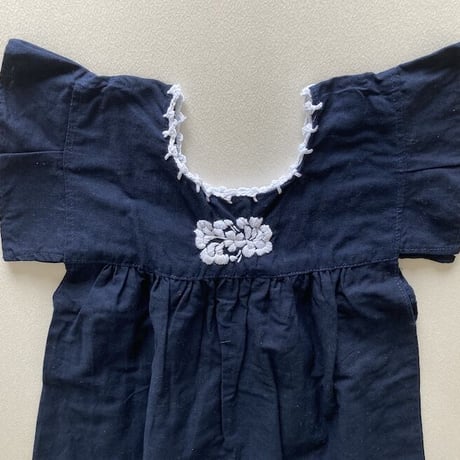 【1-2歳サイズ】サンアントニーノ刺繍のワンピース（紺×白）