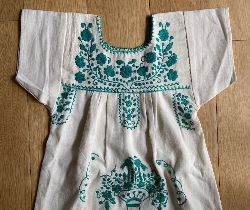 1-2歳サイズ 緑 単色】キッズ メキシカン刺繍 ワンピース | te