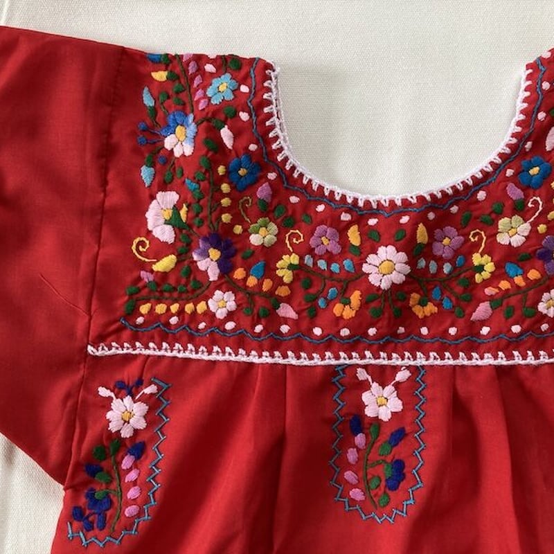 5-6歳サイズ】キッズ メキシカン刺繍のワンピース（赤） | te to