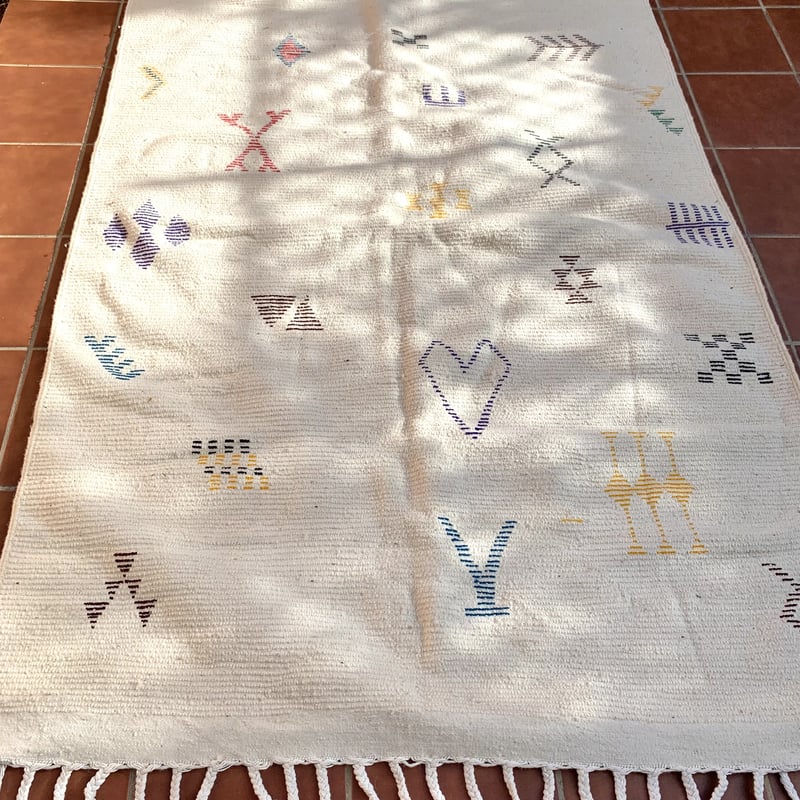 モロッコ ラグ カーペット　絨毯　アジラル ベニワレ