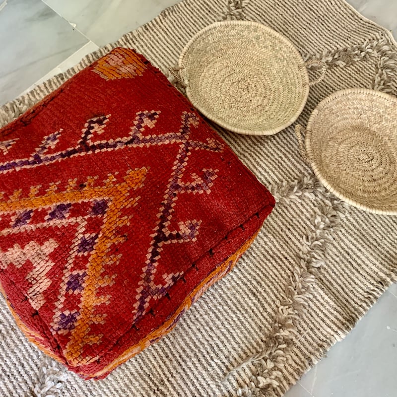 モロッコ プフ pouf ブジャド 笑いこけ オットマン ラグ クッション  