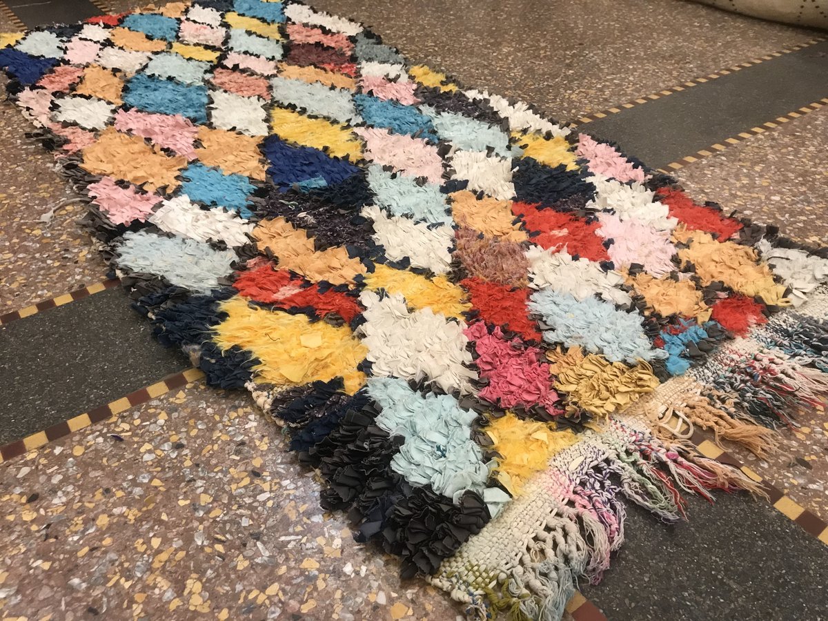 ラグ　絨毯　モロッコ　ハギレ　ボシャルウィット　ビンテージ モロッコ ボシャルウィット ラグ 絨毯 カーペット ヴィンテージ no