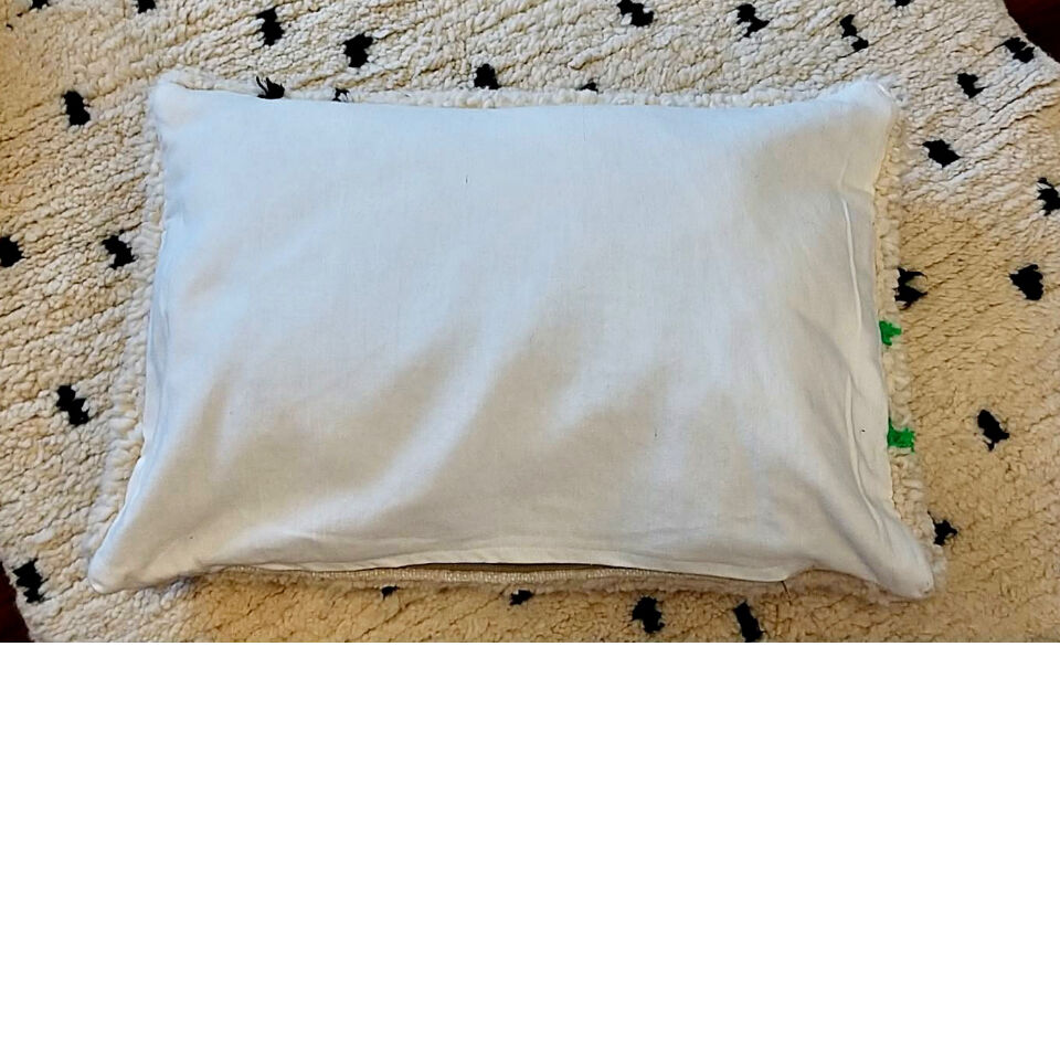 モロッコ　クッション　プフ（ブルー＆ホワイト） オールドファブリックのプフ 小さなクッション付き | モロッコの