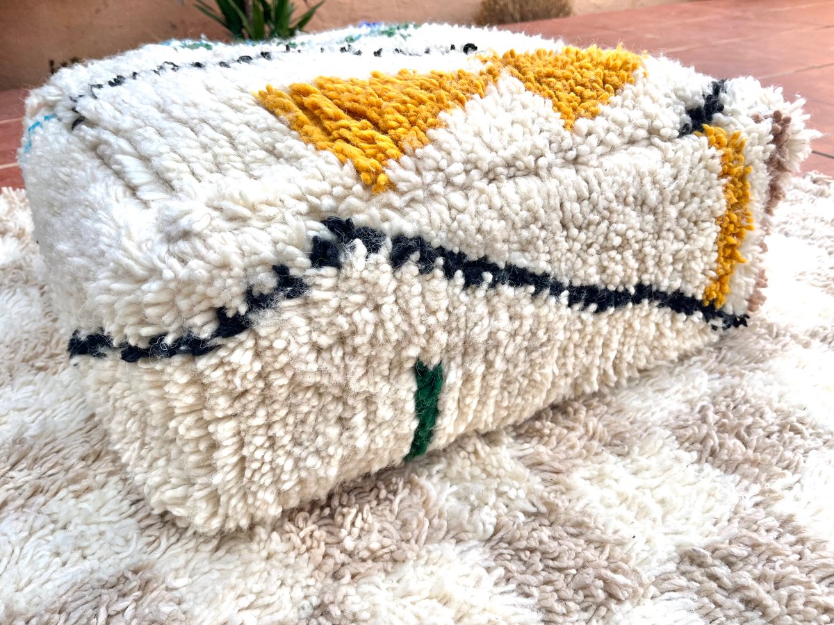 モロッコ　プフ　pouf アジラル　オットマン クッション　ラグ　142 モロッコプフpouf アジラルオットマン クッションラグ142