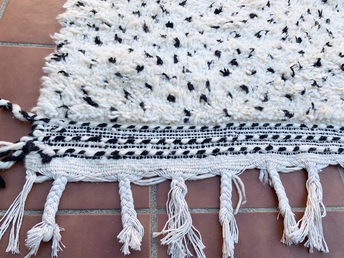 モロッコ ベニワレン Beniourain ラグ ドット柄 ブラック 黒 | Boawid