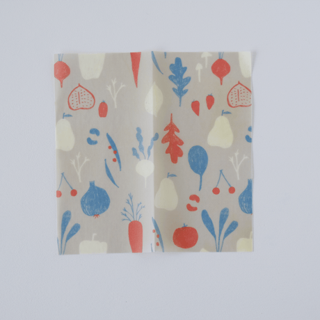 \ 再入荷 / 土に還す みつろうラップ / Sサイズ