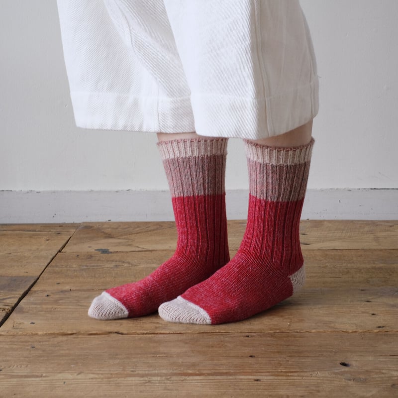 手編み靴下（6）濃い赤