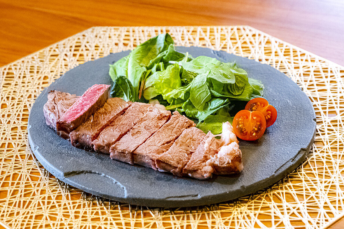 道産熟成牛】大金畜産 通販「熟成牛サーロインステーキ」《送料 道産熟成牛】大金畜産 通販「熟成牛サーロインステーキ」《送料