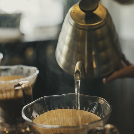 【正統派！】宮の森アルケミストコーヒー　通販「3銘柄スペシャリティコーヒー飲み比べセット（深煎り〜中煎り）」《送料無料》