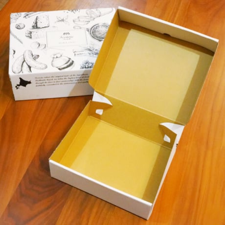 【オリジナルボックス入り！】長沼あいす  通販「チーズ&真巧ギフト9点セット」《送料無料》