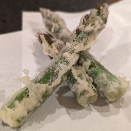 《予約販売》【数量限定】上枝ヴィンヤード　通販「無農薬！有機アスパラ 1kgセット（S〜Mサイズが60本程度）」《送料無料》
