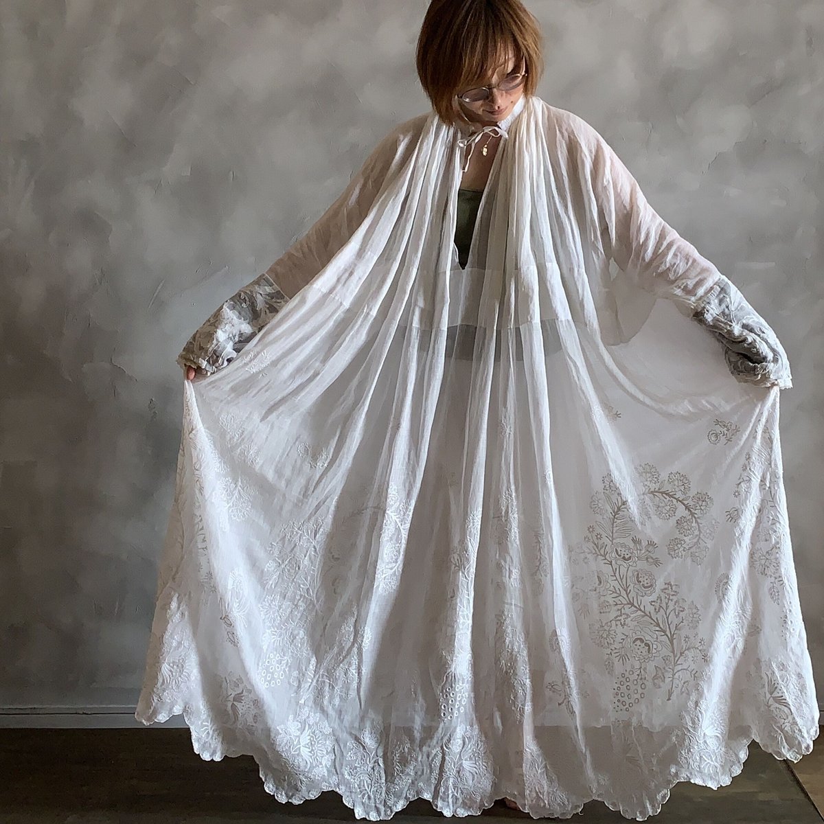1930s French vintag Church Smock | Ugla パンと古着と本 1930s French vintag Church Smock | Ugla パンと古着と本
