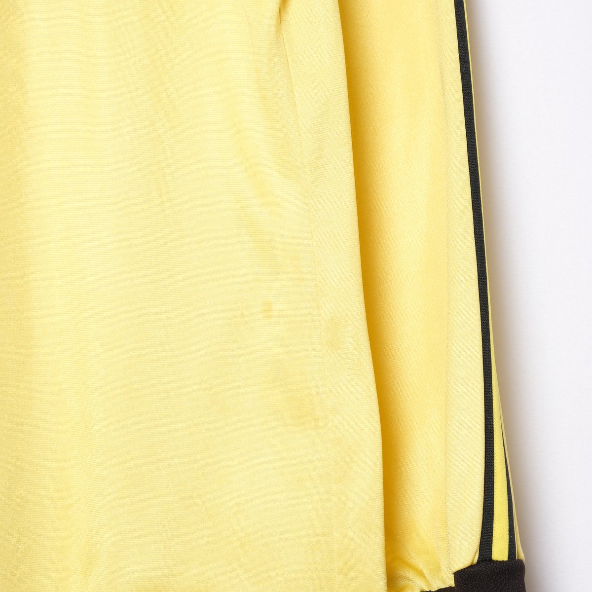 70-80s Vintage adidas Ventex Game Shirt Yellow
