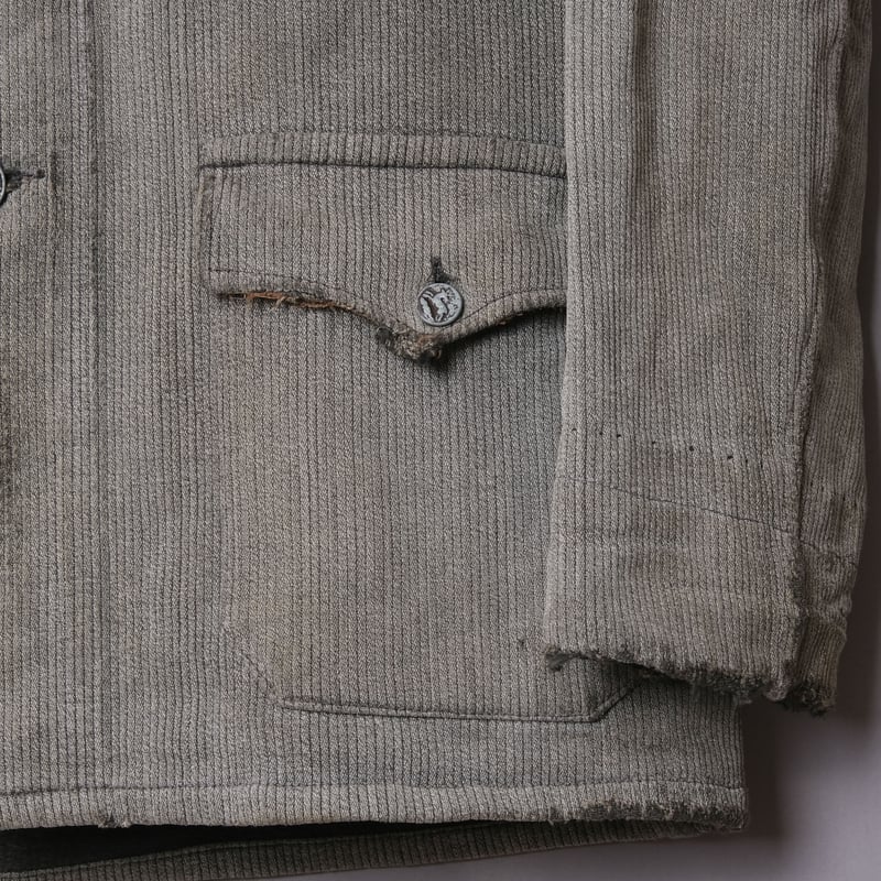 40-50s French Vintage Dumont d`urville Pique H