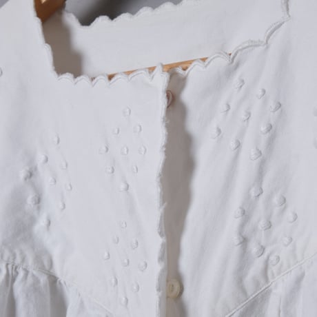 Early 1900s French Antique Cotton Night Dress ①